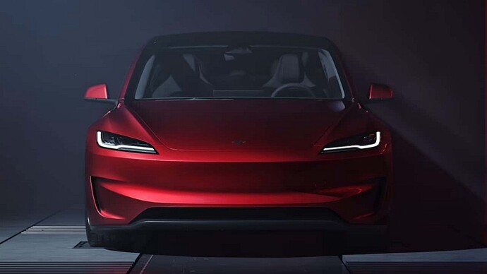 Legenda: Tesla Model 3 — a marca reportou à NHTSA que o sistema de condução assistida estava ativo num acidente fatal em maio, um detalhe nunca divulgado publicamente até agora